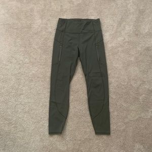Athleta Ranier leggings dark green size M